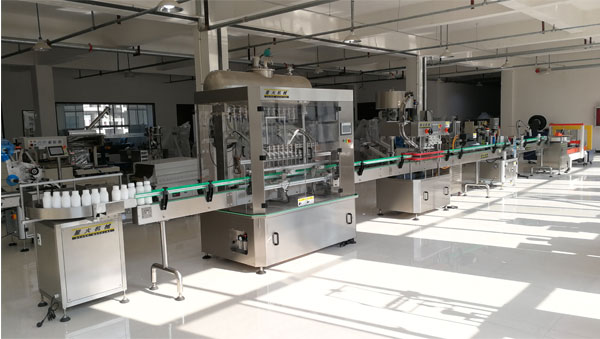 新型廚房液體調味品灌裝機-全自動液體灌裝機設備生產線定制銷售廠家